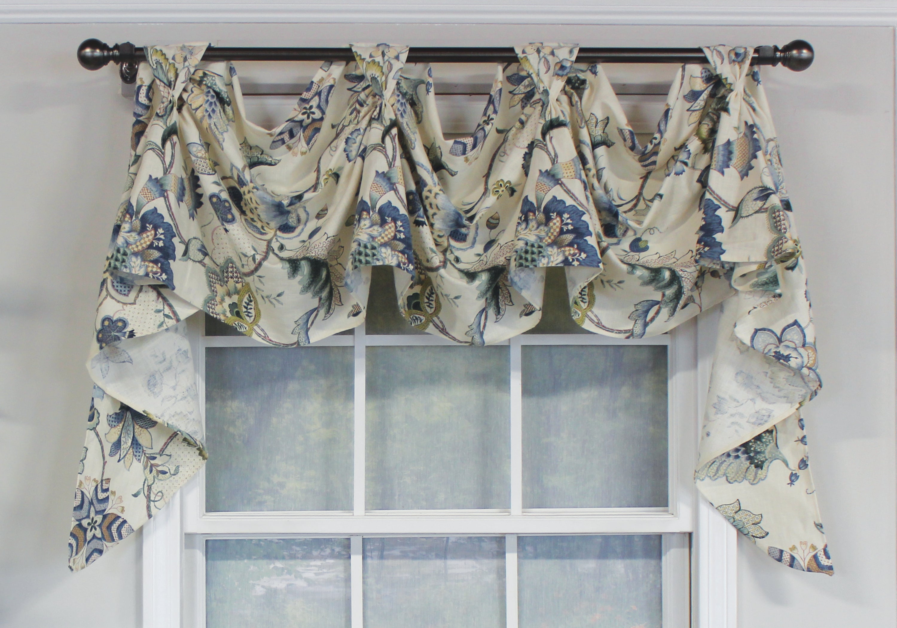 Ophelia Victory Swag Valance