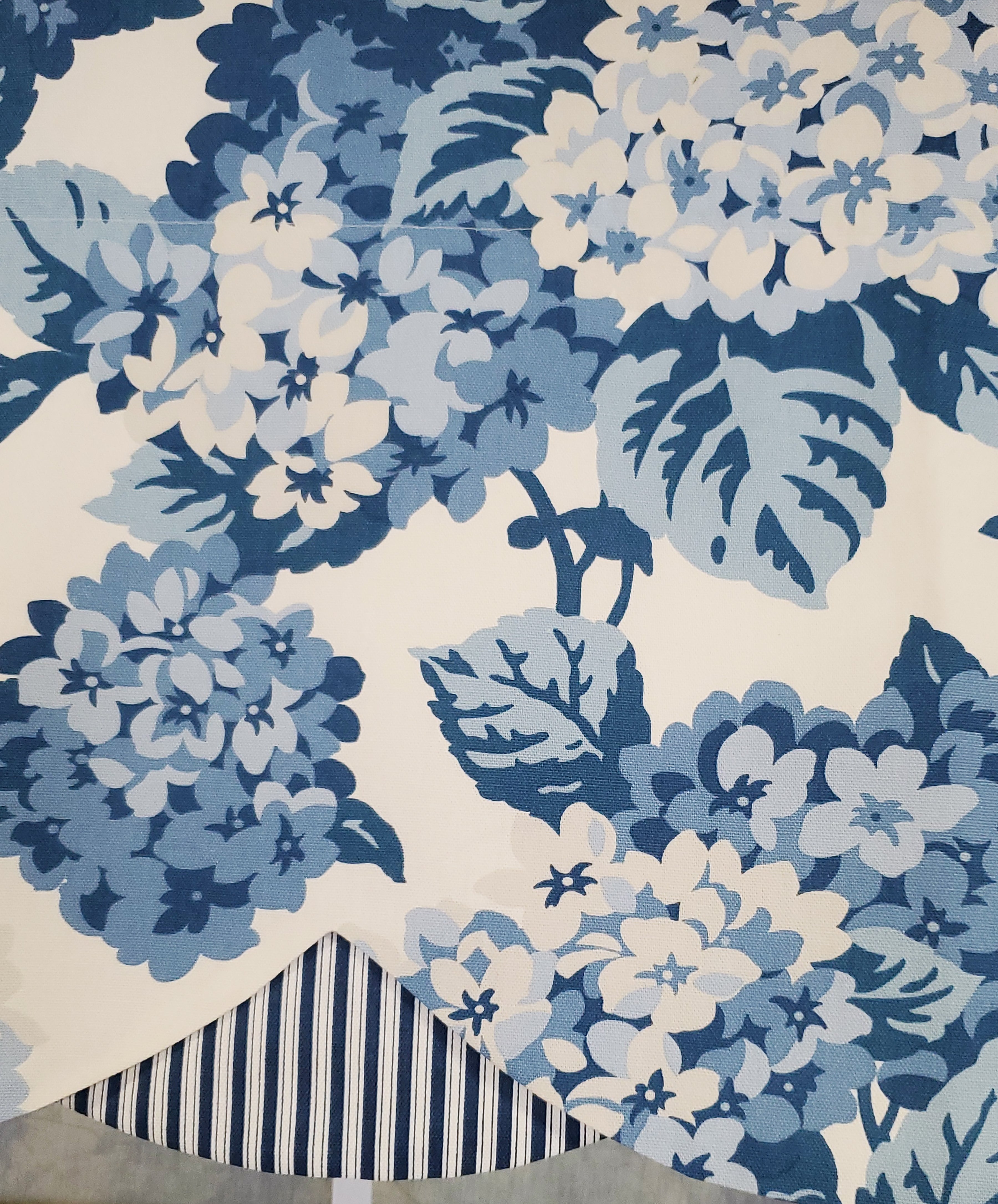 Hydrangea Petticoat Valance