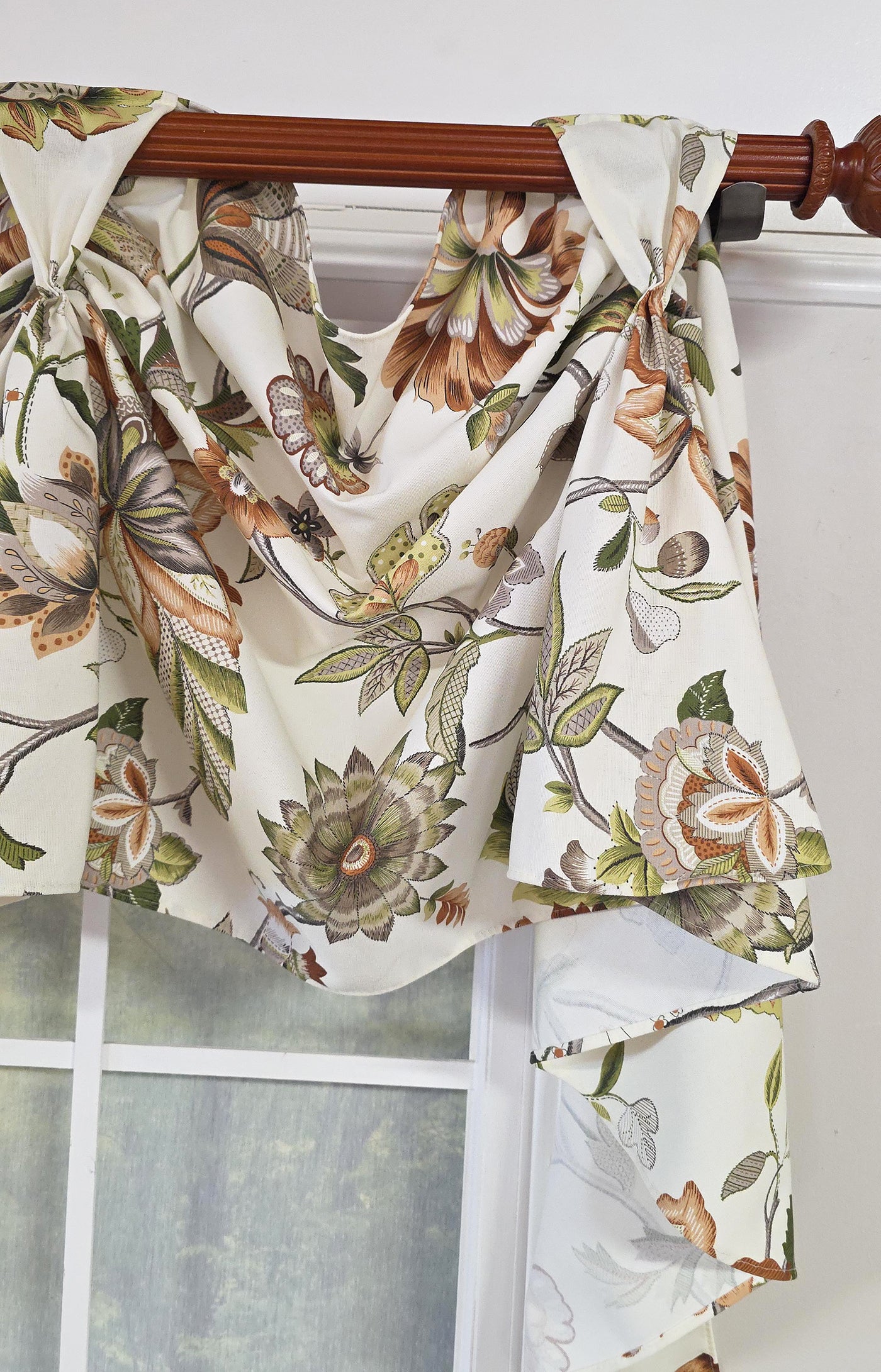 Azahar Victory Swag Valance