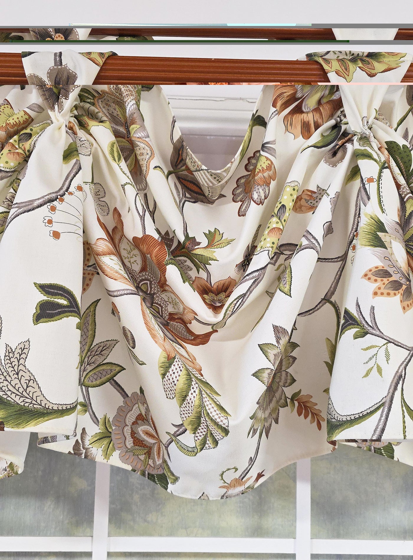 Azahar Victory Swag Valance