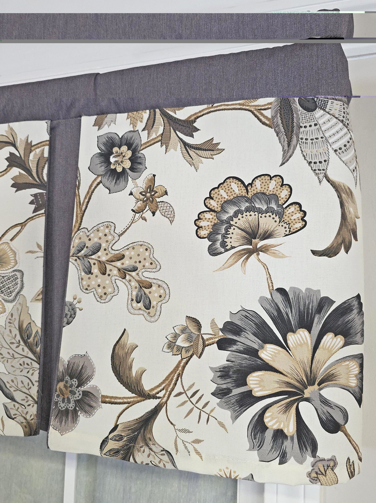 Azahar Pleated Valance