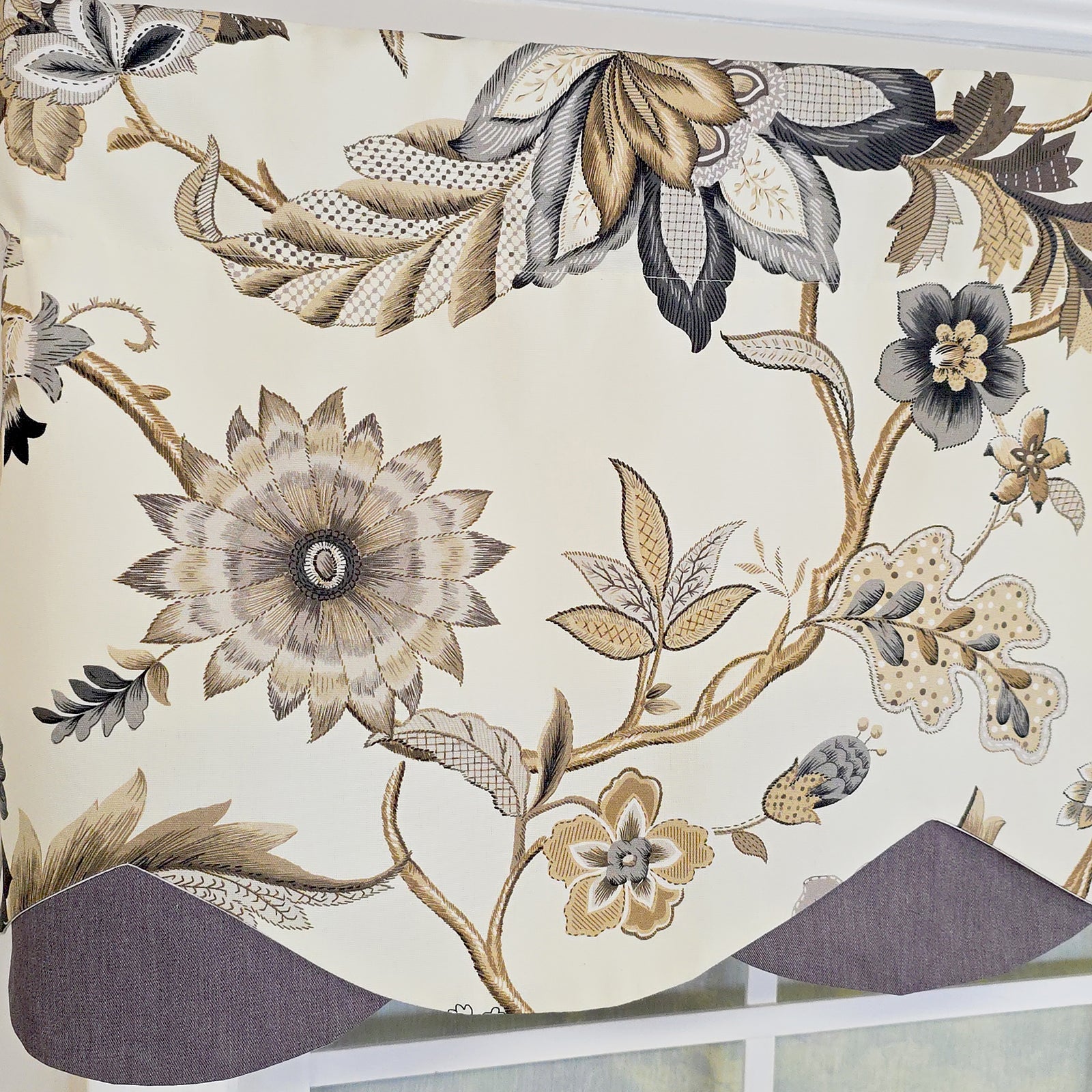 Azahar Petticoat Valance