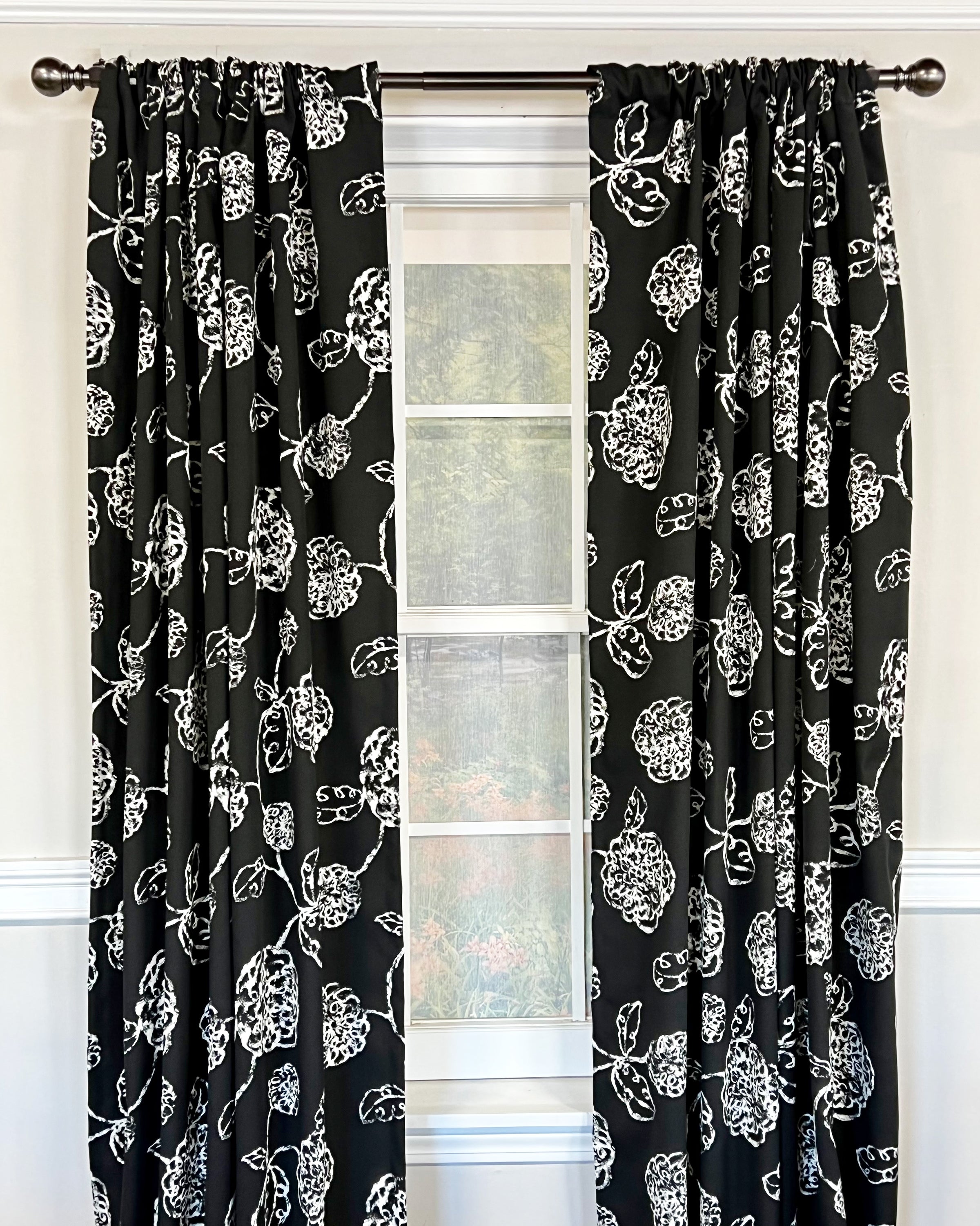 Pouf Floral Panels