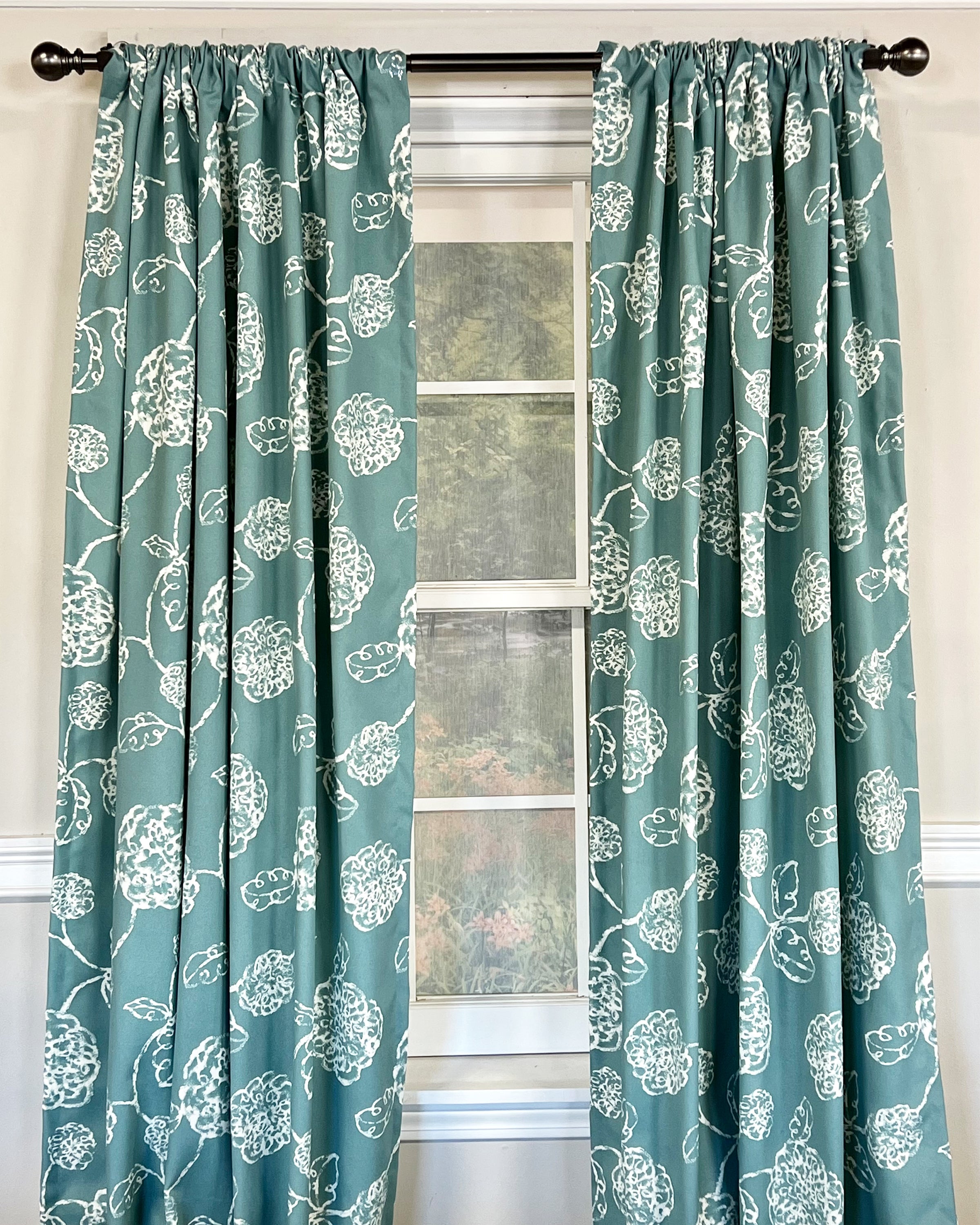 Pouf Floral Panels