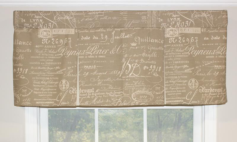 Document Pleated Straight Valance