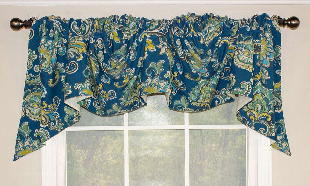 Savvy Empire Valance