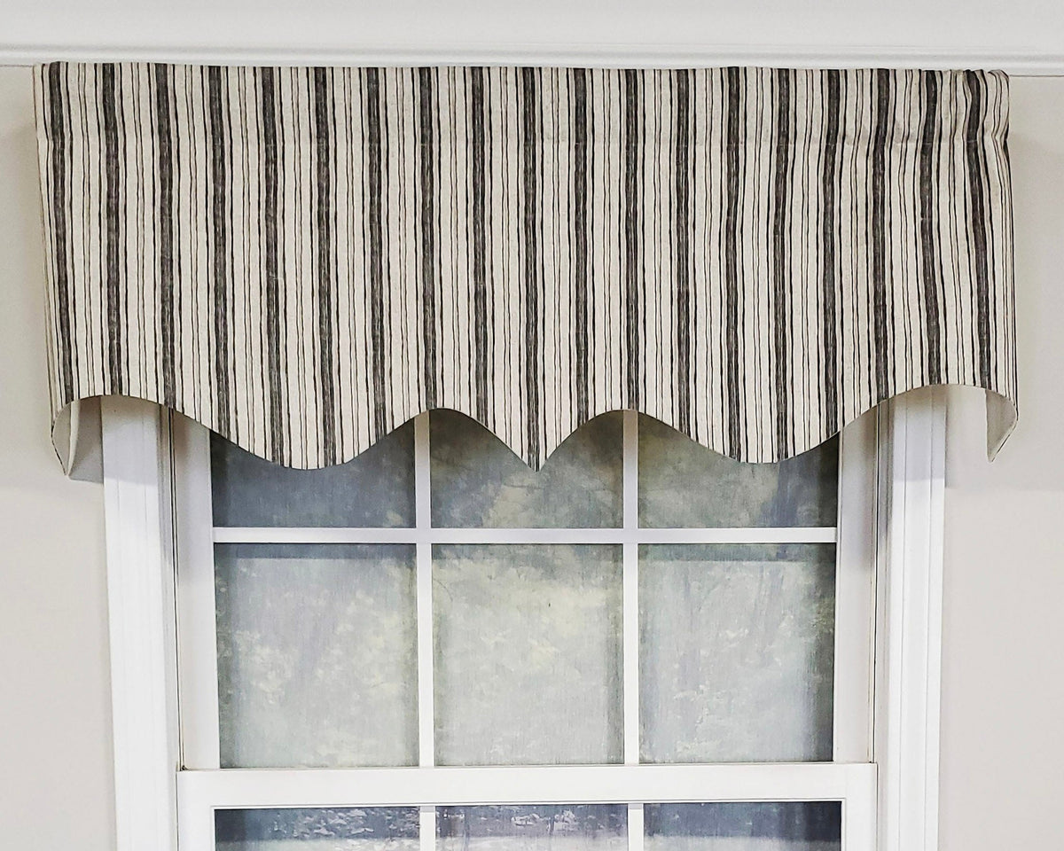 Brunswick Regal Valance