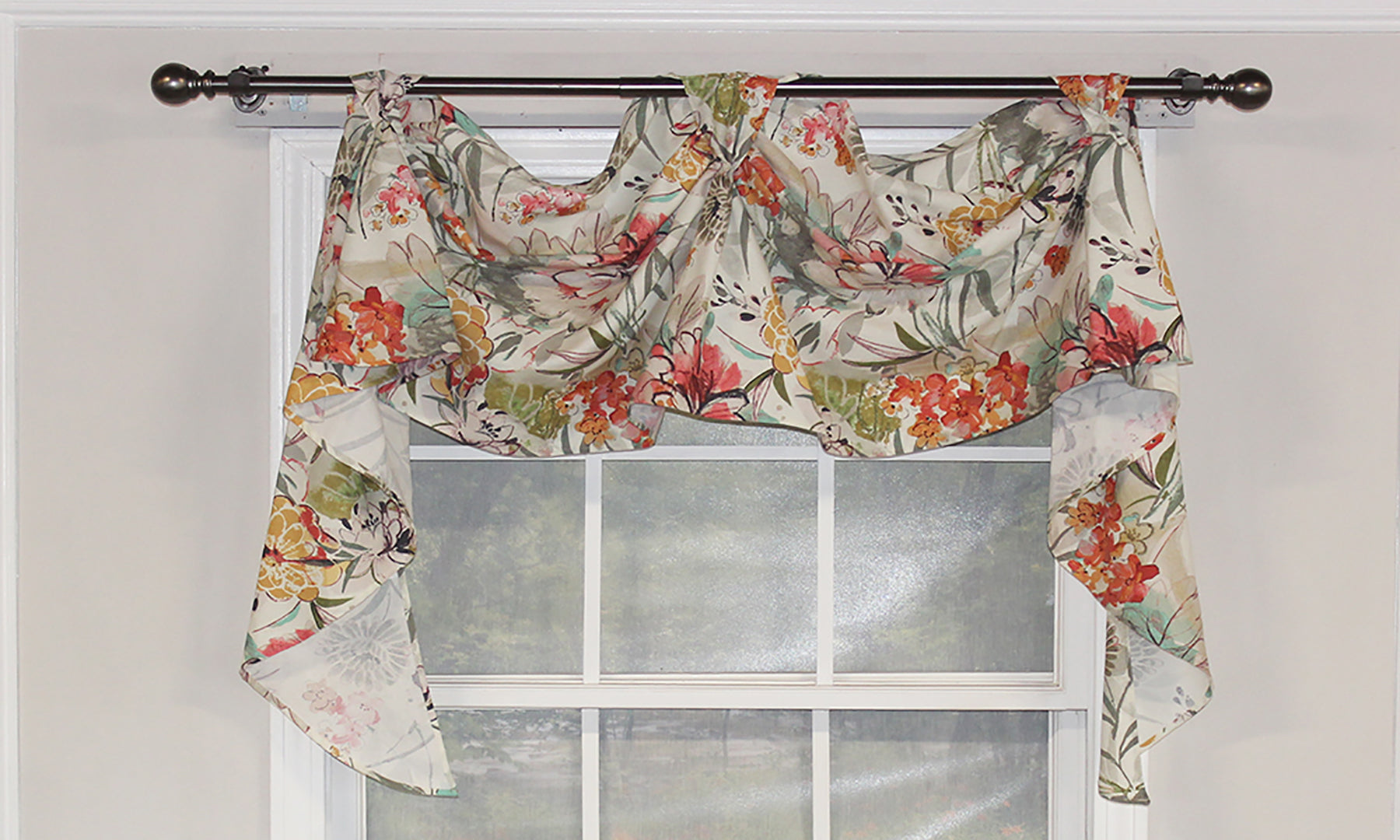 Kira Victory Swag Valance