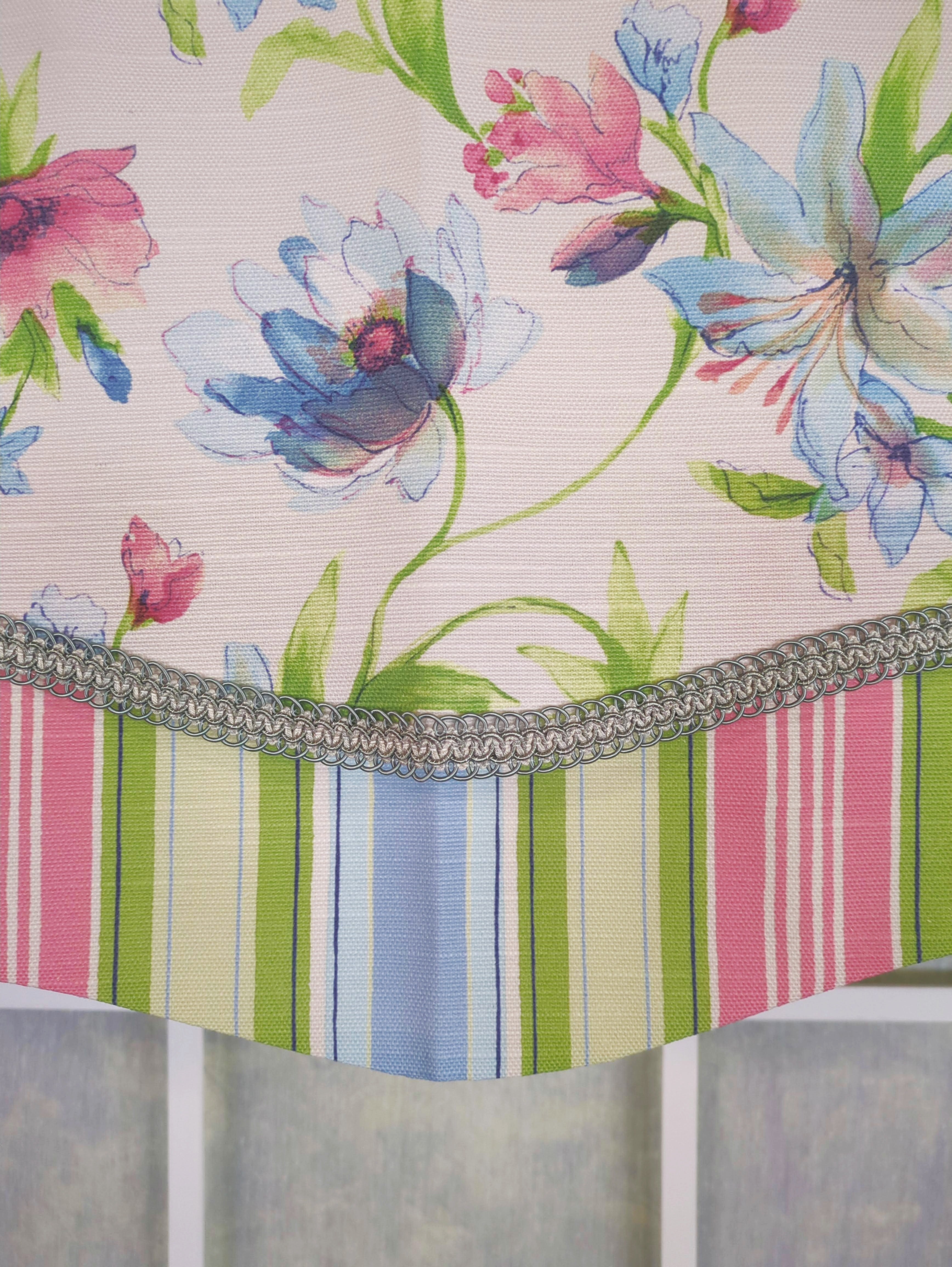 Flower Blossom Glory Valance