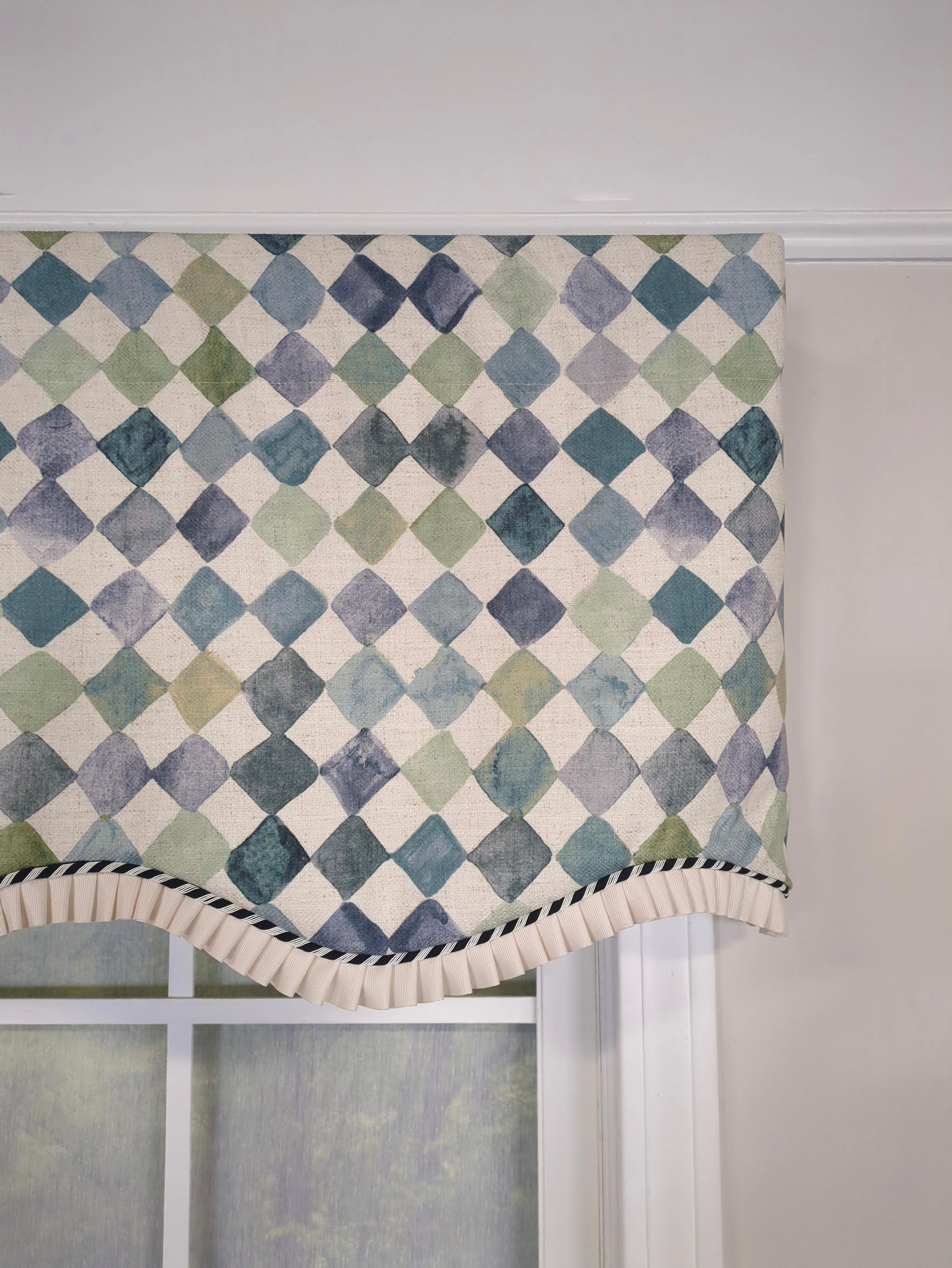 Harlequin Provance Valance