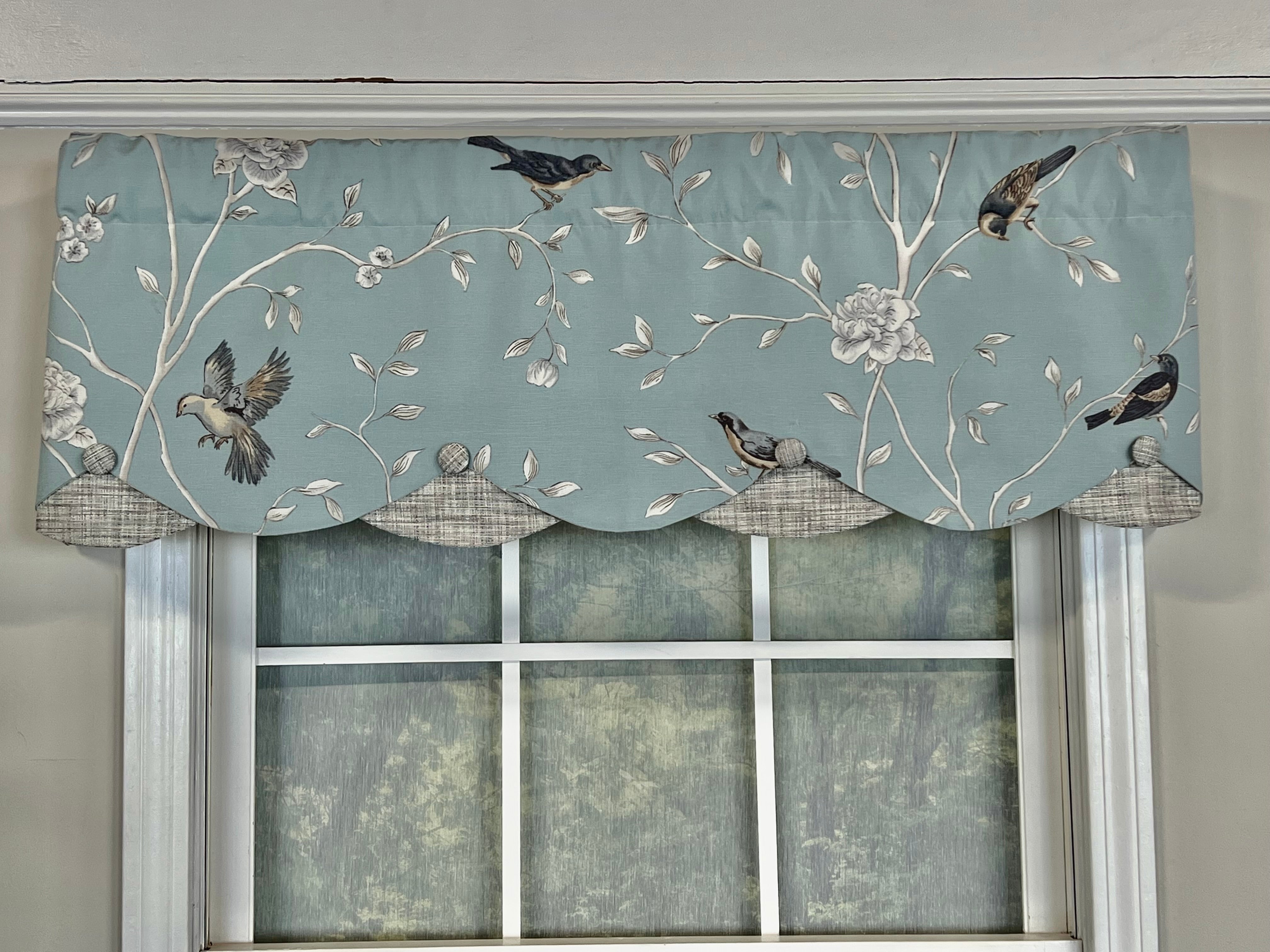Trend Bird Petticoat Valance