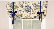 Load image into Gallery viewer, British Floral Tie-Up Valance